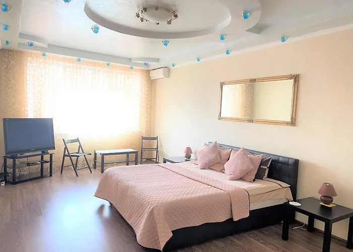 Luxcityapart On Olievskaya