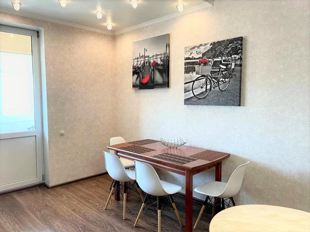 Apartment Luxcityapart On Olievskaya *